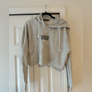 Abercrombie Copped Sweatshirt